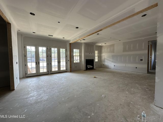 24 Waterstone Place, Jackson, MS 39211