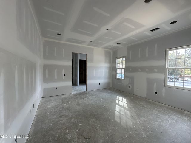 24 Waterstone Place, Jackson, MS 39211