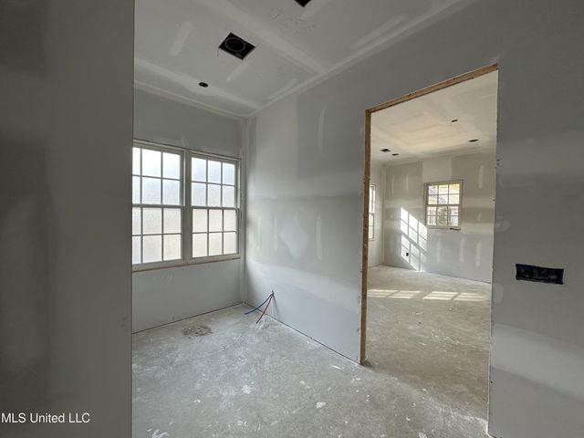 24 Waterstone Place, Jackson, MS 39211