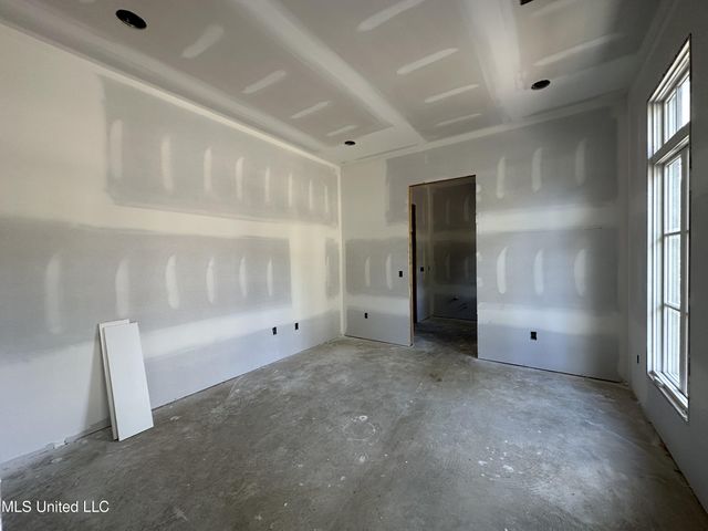 24 Waterstone Place, Jackson, MS 39211