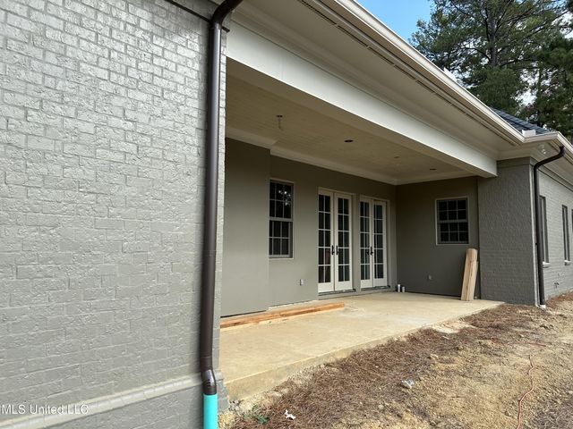 24 Waterstone Place, Jackson, MS 39211