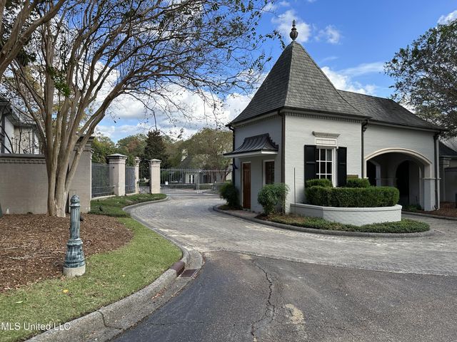 24 Waterstone Place, Jackson, MS 39211