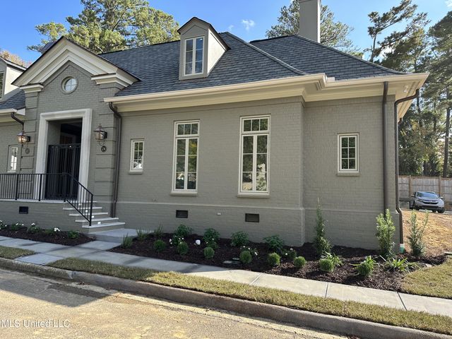 24 Waterstone Place, Jackson, MS 39211