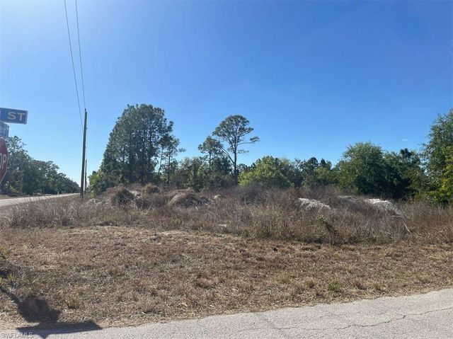 3307 E 11th ST, Lehigh Acres, FL 33972