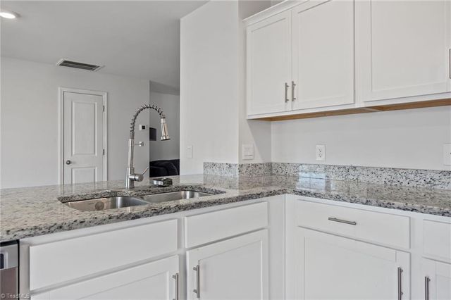 1421 Long Hope Drive, Winston-salem, NC 27127