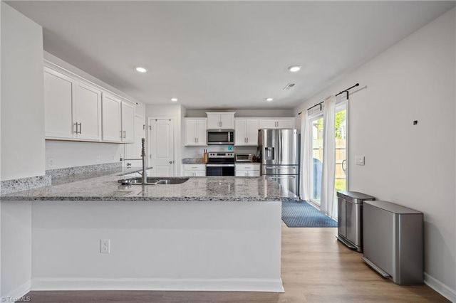 1421 Long Hope Drive, Winston-salem, NC 27127