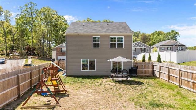 1421 Long Hope Drive, Winston-salem, NC 27127