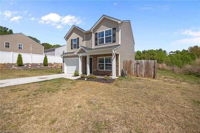 1421 Long Hope Drive, Winston-salem, NC 27127