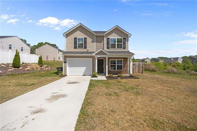 1421 Long Hope Drive, Winston-salem, NC 27127