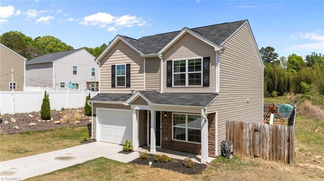 1421 Long Hope Drive, Winston-salem, NC 27127