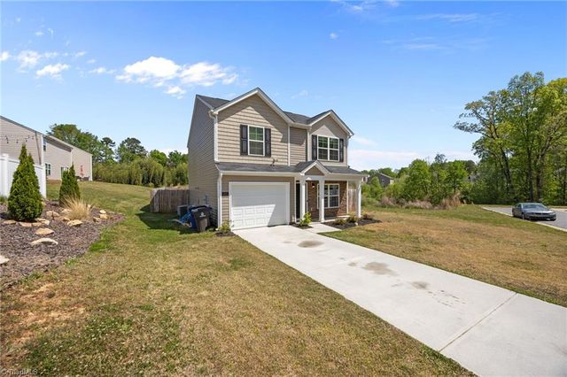 1421 Long Hope Drive, Winston-salem, NC 27127