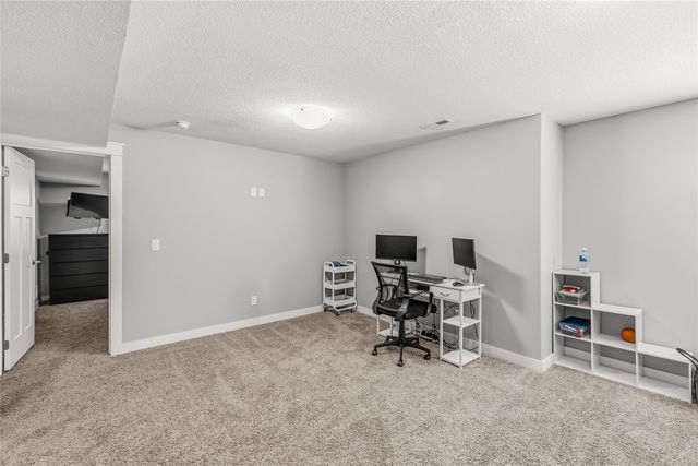 550 NE Traverse Drive, Waukee, IA 50263