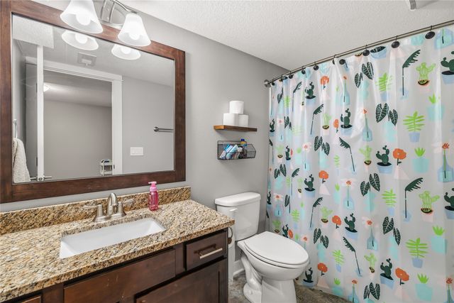 550 NE Traverse Drive, Waukee, IA 50263