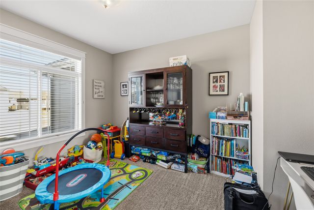 550 NE Traverse Drive, Waukee, IA 50263