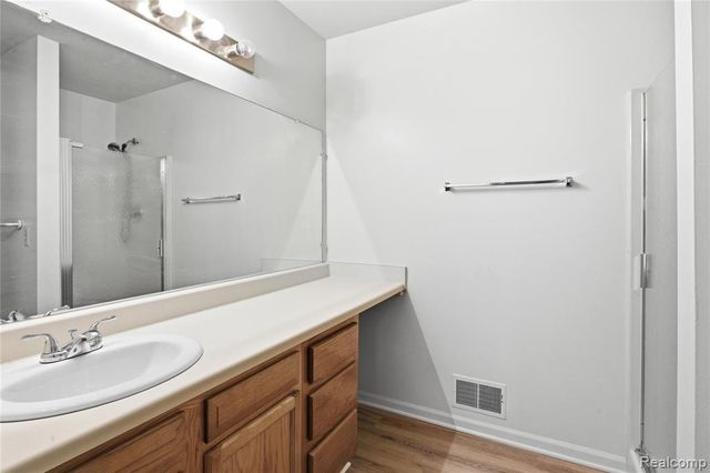 35893 Castlewood Court, Westland, MI 48185
