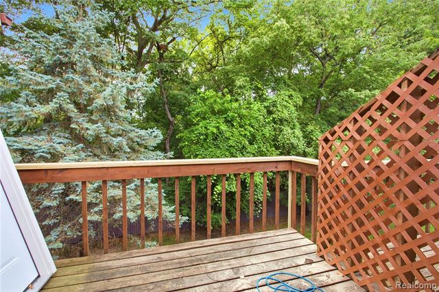 35893 Castlewood Court, Westland, MI 48185