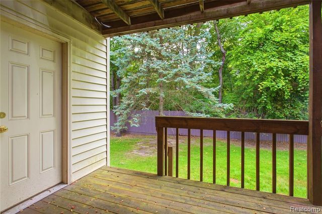 35893 Castlewood Court, Westland, MI 48185