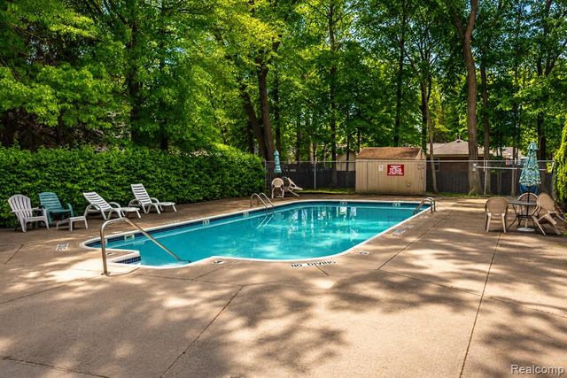 35893 Castlewood Court, Westland, MI 48185
