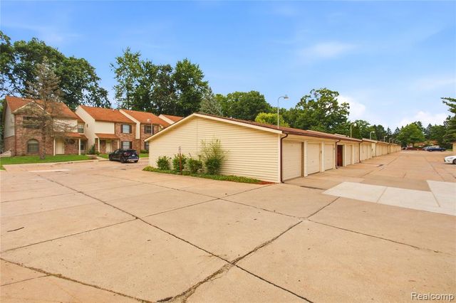35893 Castlewood Court, Westland, MI 48185