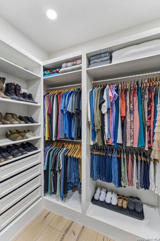 521 Mystic Shores Blvd, Spring Branch, TX 78070