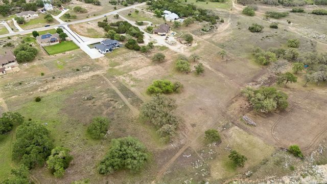 521 Mystic Shores Blvd, Spring Branch, TX 78070