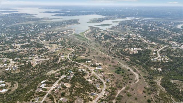521 Mystic Shores Blvd, Spring Branch, TX 78070