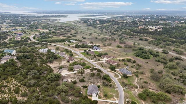 521 Mystic Shores Blvd, Spring Branch, TX 78070