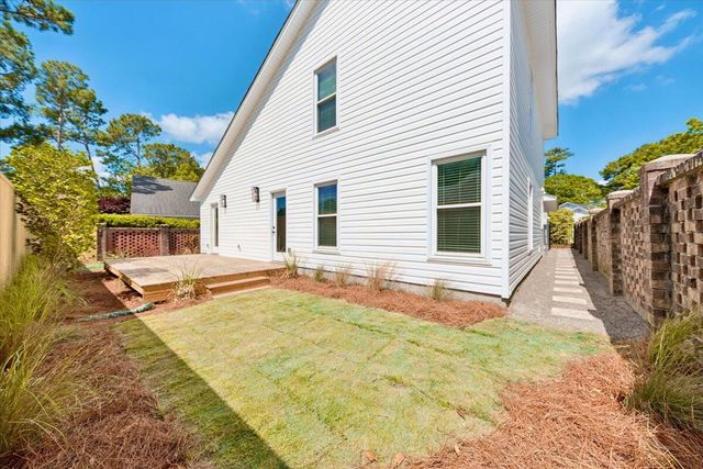 1665 Fairway Place Lane, Mount Pleasant, SC 29464