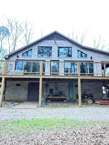 444 HATCH LN, Henderson, TN 38340