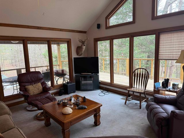 444 HATCH LN, Henderson, TN 38340