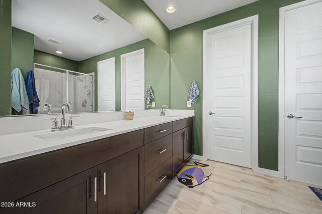 3096 E HAYFIELD Way, San Tan Valley, AZ 85140
