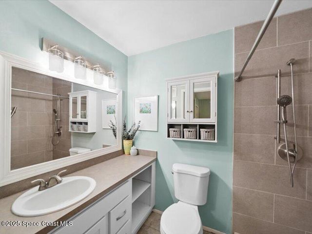 225 S Tropical Trail S, 201, Merritt Island, FL 32952