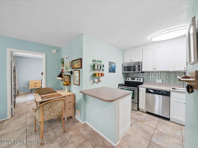 225 S Tropical Trail S, 201, Merritt Island, FL 32952