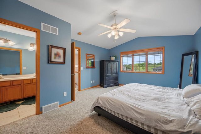 8600 Ellington Way, Middleton, WI 53562