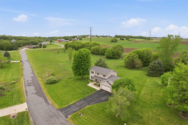 8600 Ellington Way, Middleton, WI 53562
