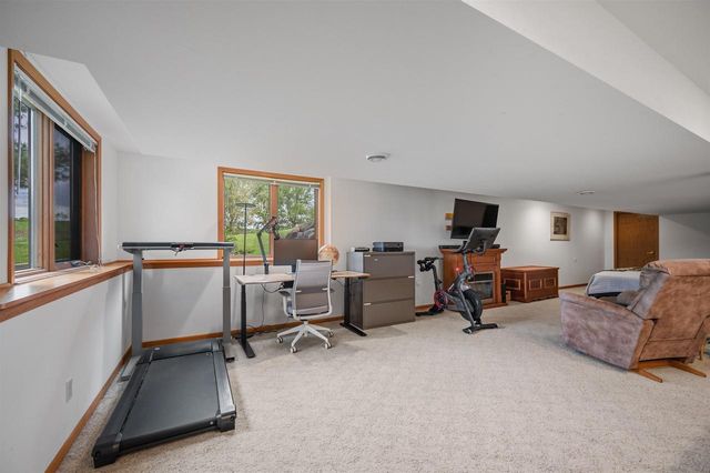 8600 Ellington Way, Middleton, WI 53562
