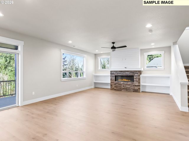 2231 E OTTER Loop 61, La Center, WA 98629