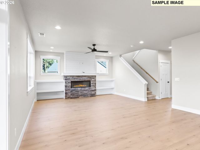 2231 E OTTER Loop 61, La Center, WA 98629