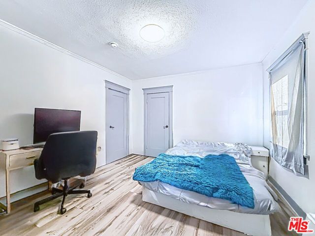 3025 Edgehill Drive, Los Angeles, CA 90018