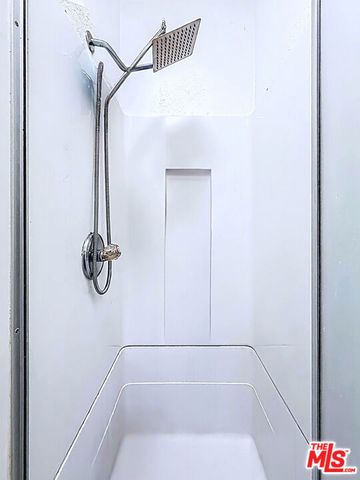 3025 Edgehill Drive, Los Angeles, CA 90018