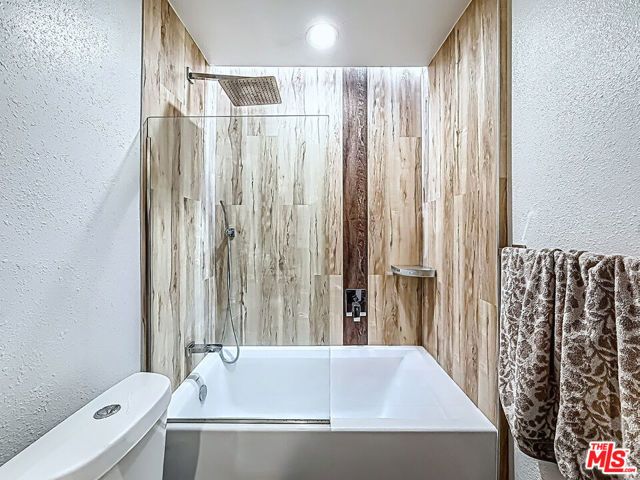 3025 Edgehill Drive, Los Angeles, CA 90018