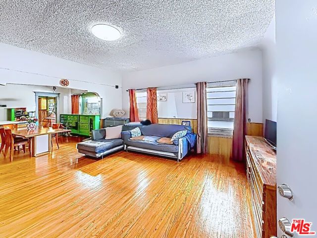 3025 Edgehill Drive, Los Angeles, CA 90018