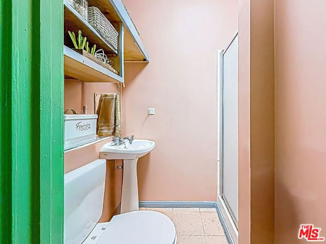 3025 Edgehill Drive, Los Angeles, CA 90018