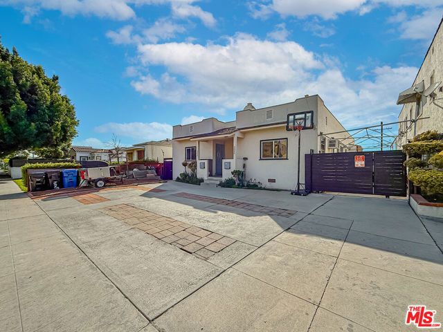 3025 Edgehill Drive, Los Angeles, CA 90018