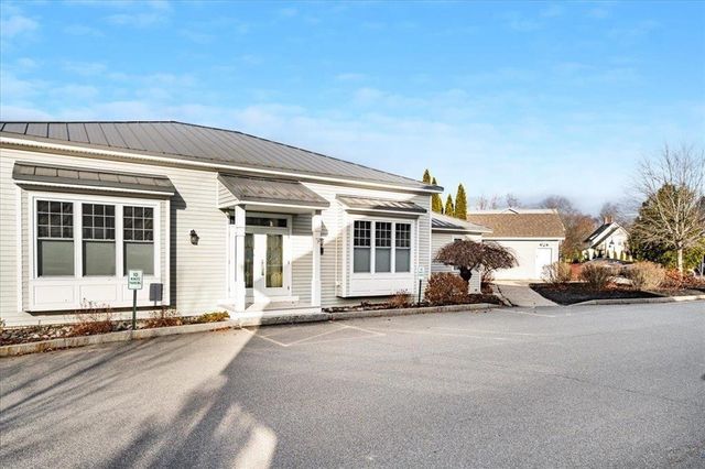 17 Callaway Dr Unit 5, Concord, NH 03301