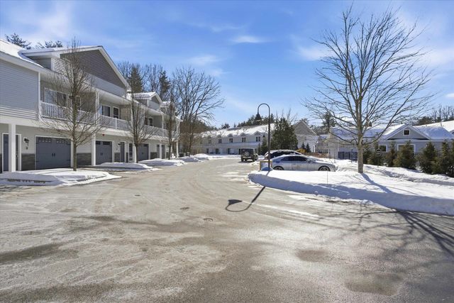 17 Callaway Dr Unit 5, Concord, NH 03301