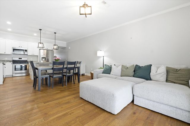 17 Callaway Dr Unit 5, Concord, NH 03301