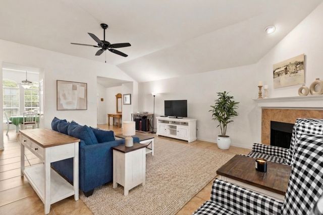 901 Langford Court, Anna, TX 75409