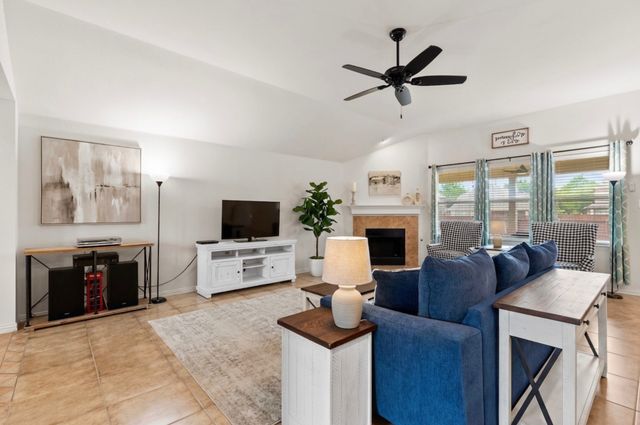 901 Langford Court, Anna, TX 75409