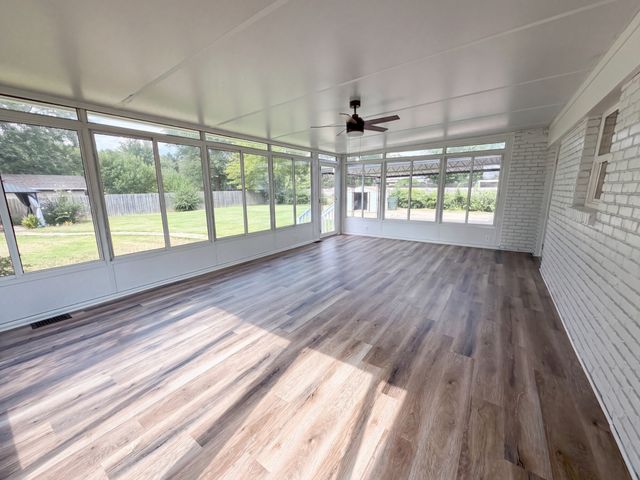 235 Sumner Ave, Gallatin, TN 37066